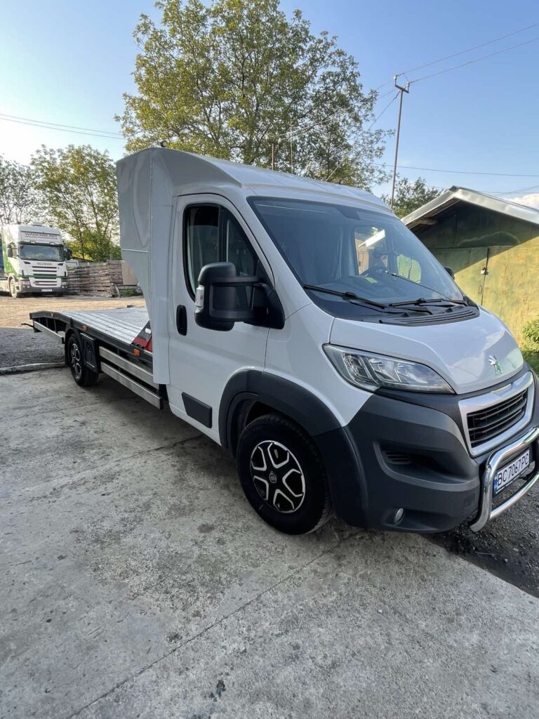 Автоэвакуатор Стрый